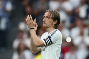Luka Modric nói lời chia tay cảm động với Real Madrid: 'Khoảnh khắc tôi không muốn đã đến'